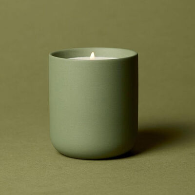 White Musk Ceramic Scented Candle Pears And Freesias 4oz Ceramic Jar Candle